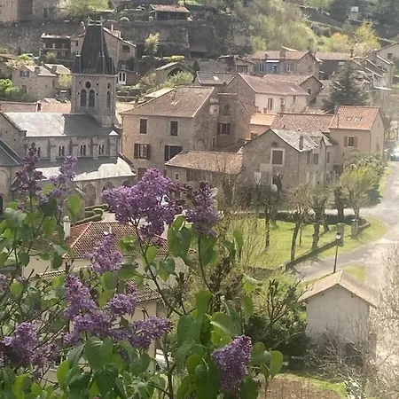 Le Cocon Bed & Breakfast *